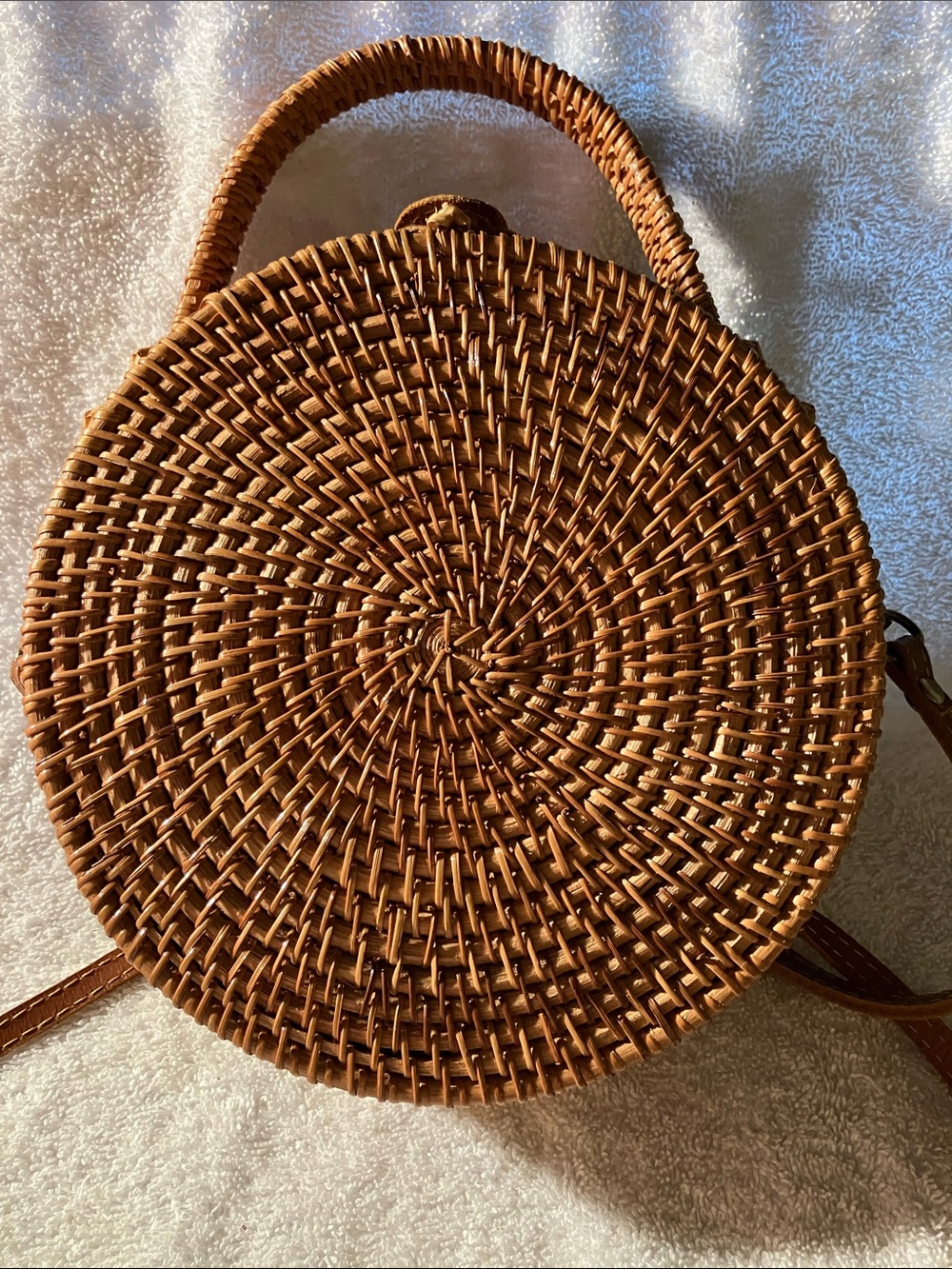 Round Rattan Purse/Crossbody 8”